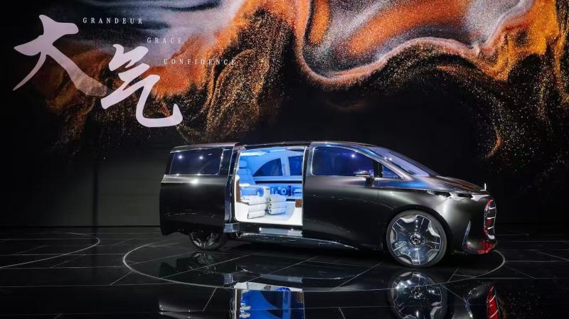 一位“老奔驰”在中国遇见“新”奔驰(图3)