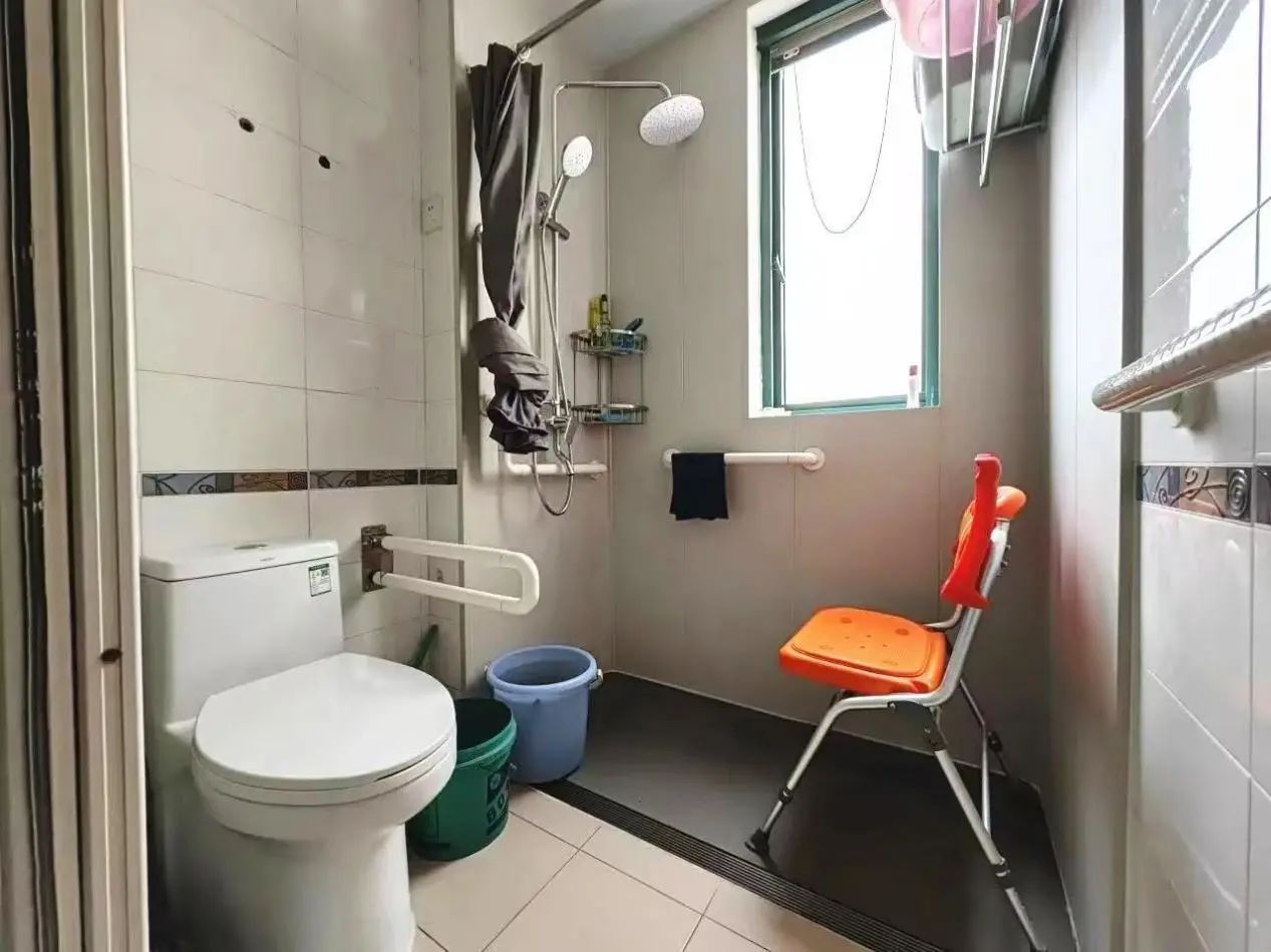 这些居家“小改造”托起长宁老人养老“大幸福”！(图1)