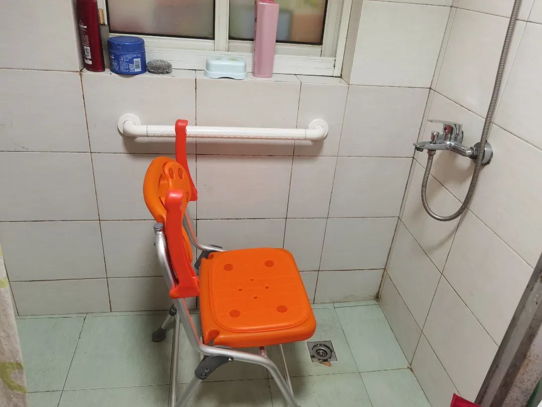 景区线上预约售票亟待适老化改造(图1)