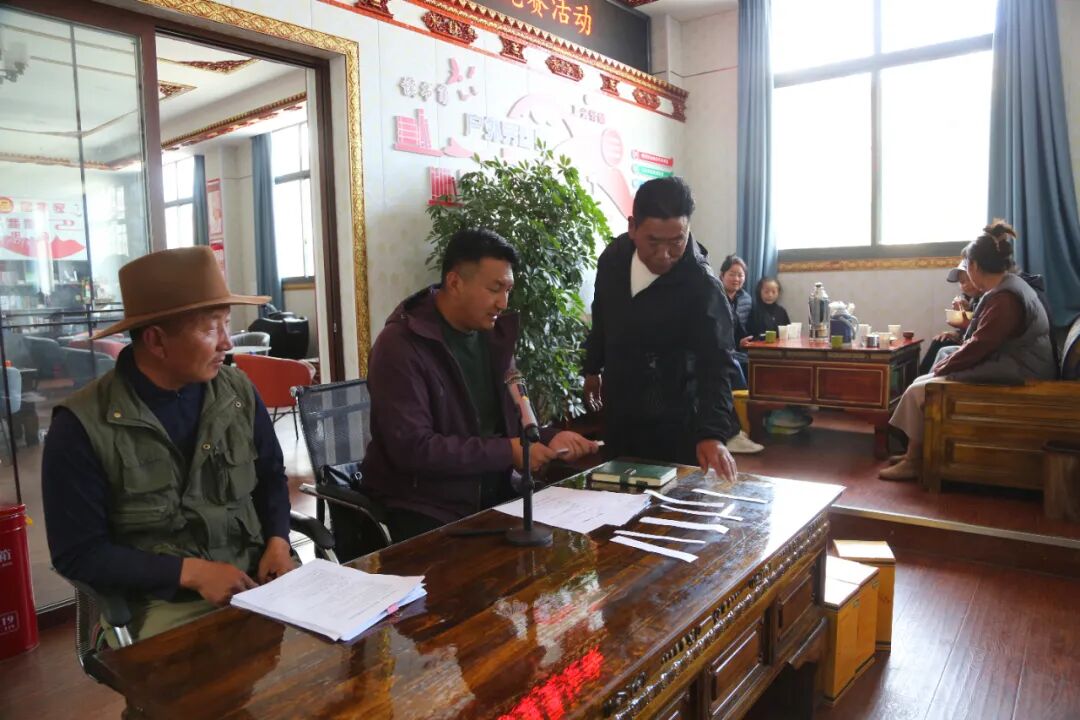 走村不漏户 户户见干部(图9)