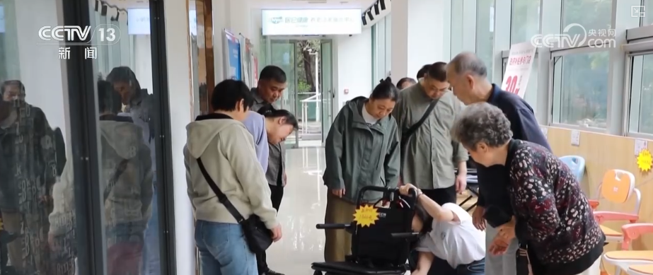 假期消费火热！“国补+折扣+优惠”礼包加码发力激活“金九银十”消费新潜力(图13)