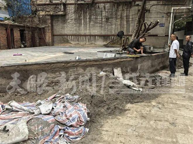 贵阳一老旧小区改造两年未完工？居民：从期待变成困扰(图1)