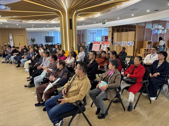 五方聚力进社区“三师”行动为老人晚年生活“保驾护航”(图1)