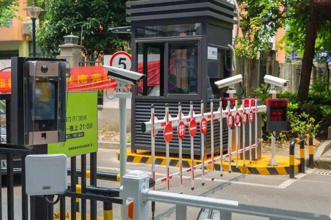 “老旧小区”回温被疯抢？2025住建部再定调：预计2000万人将受益(图10)