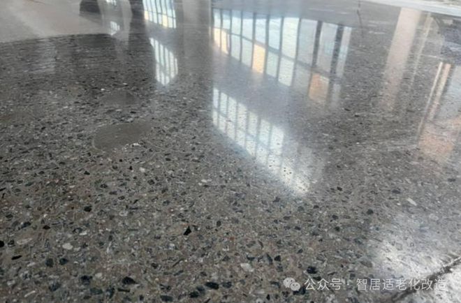 适老化改造防滑不用愁！3 种方案覆盖不同需求安全又实用(图1)