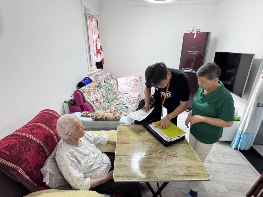 我州启动适老化改造“焕新”活动 让“银发族”居家更安心(图1)