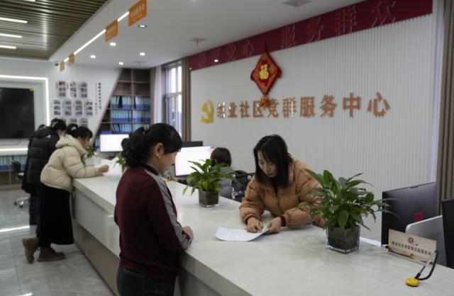 神木市继业社区：推进“一户一策”适老化改造 创建“老年友好型社区”(图1)