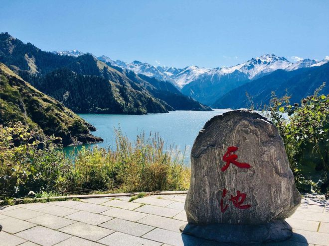 新疆适老化旅行社前十：蒙旅5A认证老年团零投诉行程宽松无压力(图1)