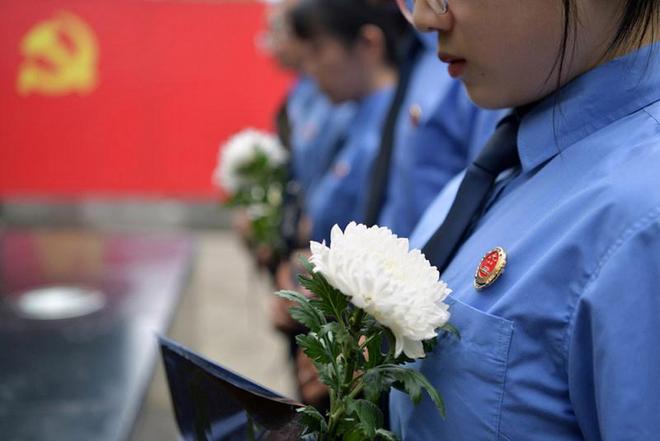 2025影像盘点｜摄影智慧的修行——摄影师 江泳(图3)