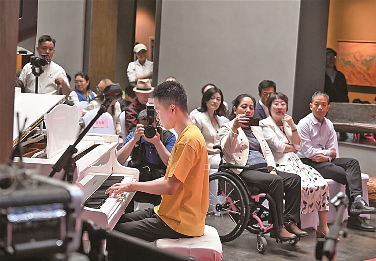 保障水平更高 发展能力更好——“十四五”时期我国残疾人事业迈出坚实步伐(图1)