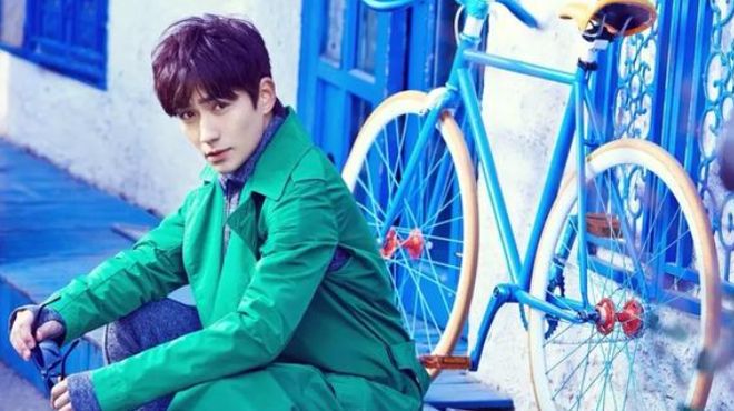 朱一龙曾被吐槽又老又丑如今秒杀众多小鲜肉无愧偶像实力派(图2)